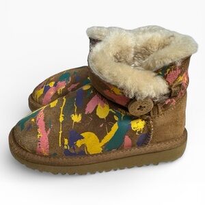 UGG Mini Bailey Button Paint Splatter Shearling Boots Toddler Size 10 Brown